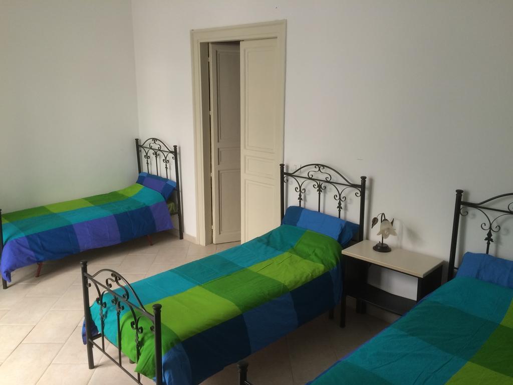 Vespa B&B Palermo Room photo